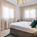 Casa Helena, Luxury Beach Side 5 Bedroom * Marbella