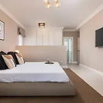 Casa Helena, Luxury Beach Side 5 Bedroom Villa Marbella
