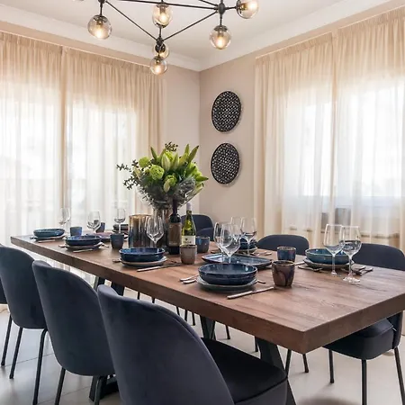 וילה Casa Helena, Luxury Beach Side 5 Bedroom