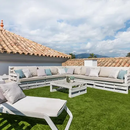 Casa Helena, Luxury Beach Side 5 Bedroom Βίλα